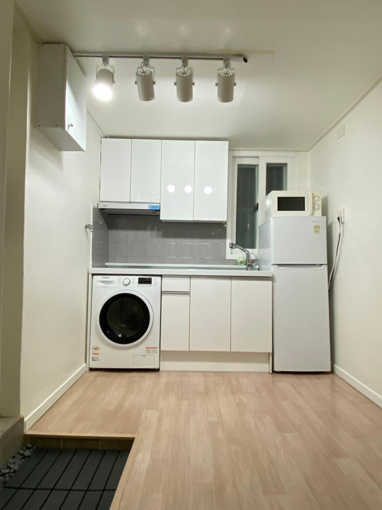 Cozy House 10min Walk From Kunkuk Station Line2 Line7 *