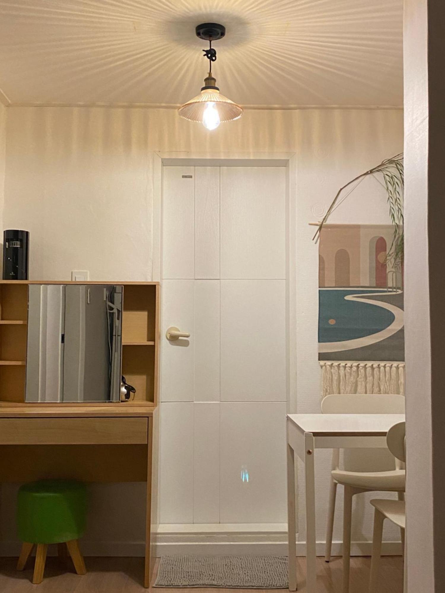 Guest house Cozy House 10min Walk From Kunkuk Station Line2 Line7 Seoul