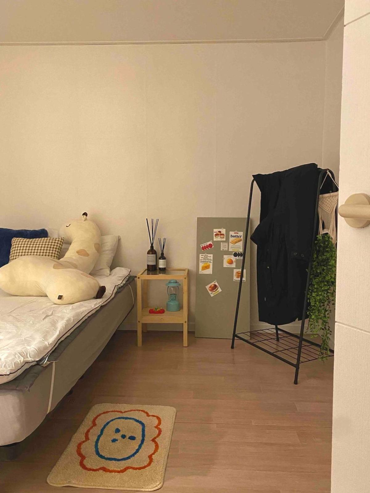 Cozy House 10min Walk From Kunkuk Station Line2 Line7 * Seoul